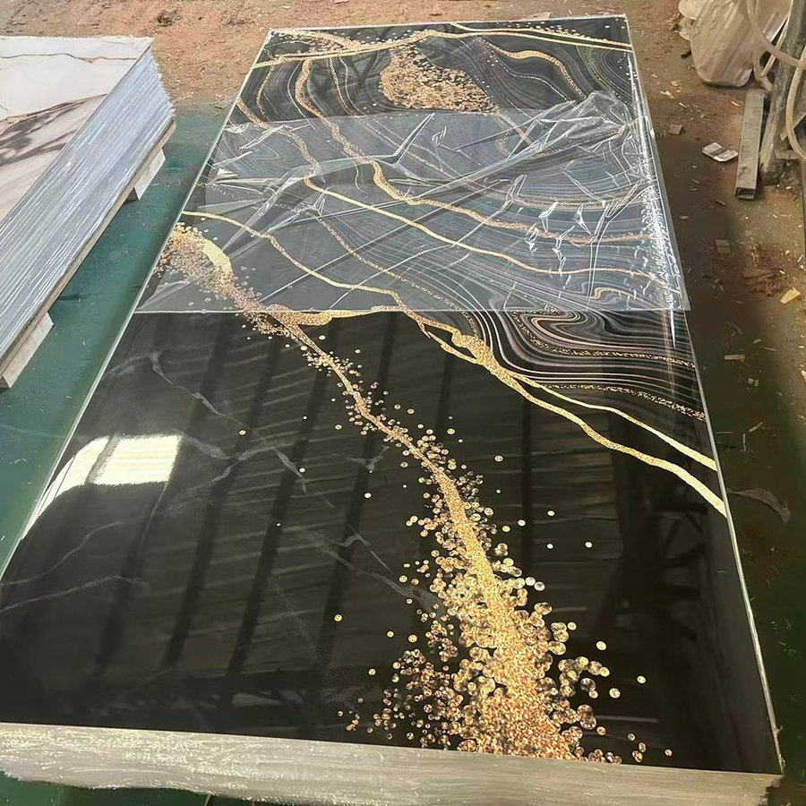 Mármol negro oro